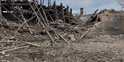 Дві пожежі виникли у Запорізькому районі через ворожі обстріли — була травмована жінка