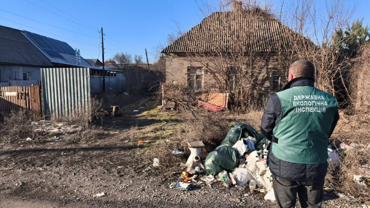 За зверненням на «гарячу лінію»  виявлено засмічення у Запоріжжі