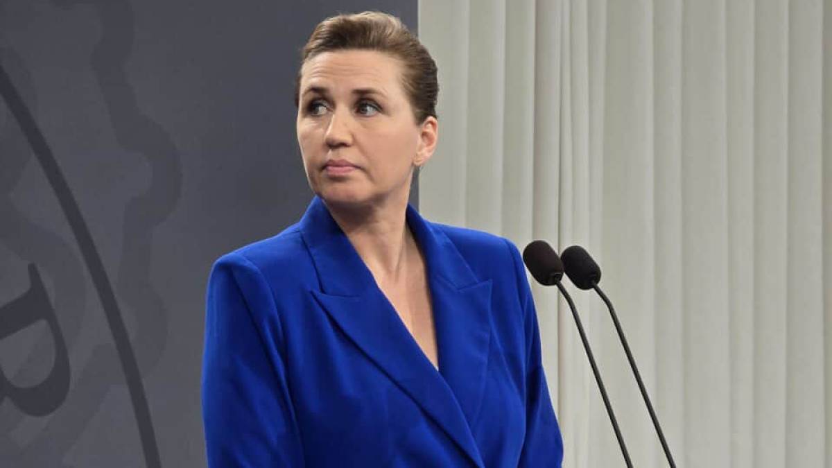 Прем’єрка Данії подала королю прохання про відставку