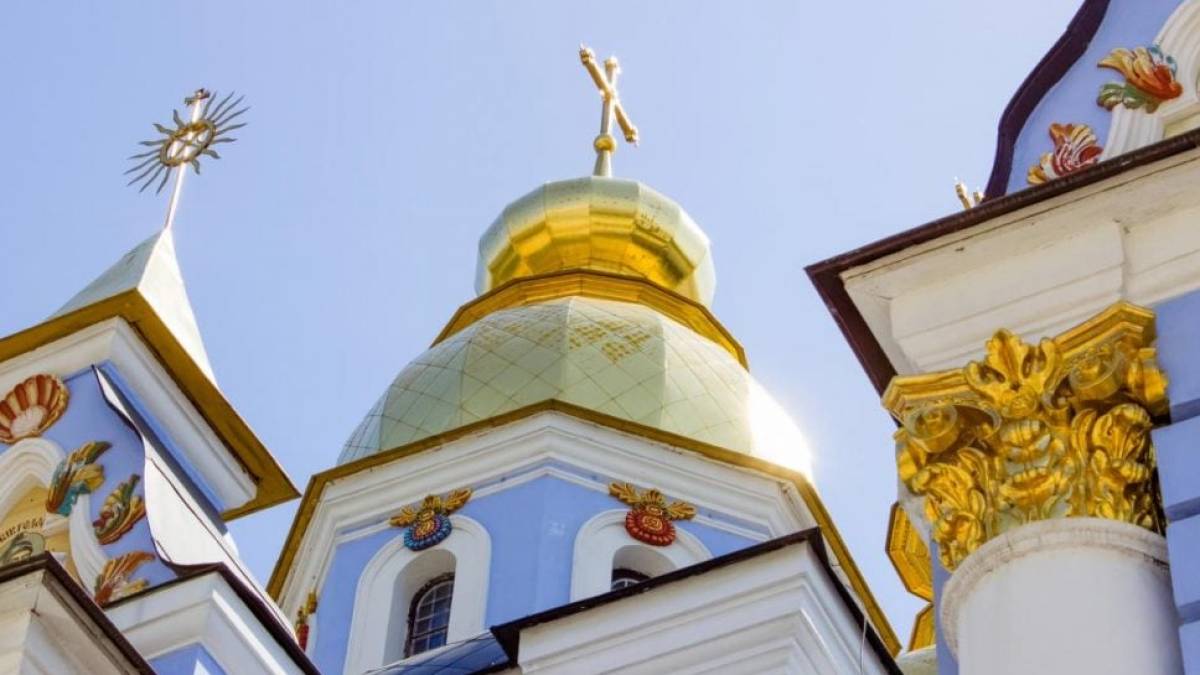 Церковне свято 28 березня: кому із святих треба молитися цього дня про достаток у сім’ї