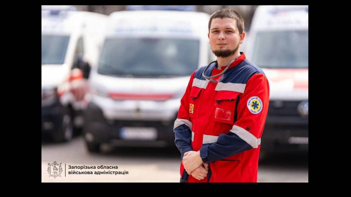 Запорізька область отримала чотири реанімобілі від Уряду США