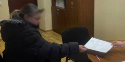 Киянці, яка утримувала у квартирі вовка та лисицю, повідомили про підозру