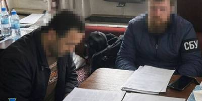 СБУ повідомила про підозру капітану суден «тіньового» флоту рф, які вивозили зерно та нафтопродукти з Криму