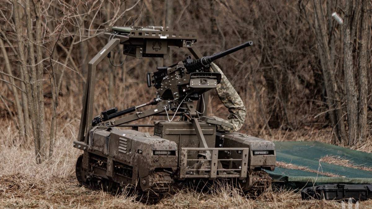 Орієнтовні втрати ворога на 8 квітня: 1 306 500 (+1030) осіб, 11846 (+5) танків, 39625 (+63) артсистем