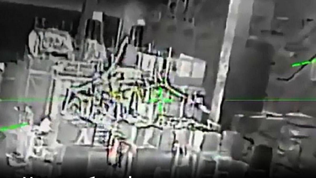 Уражено бурові установки в Каспійському морі, – Генштаб