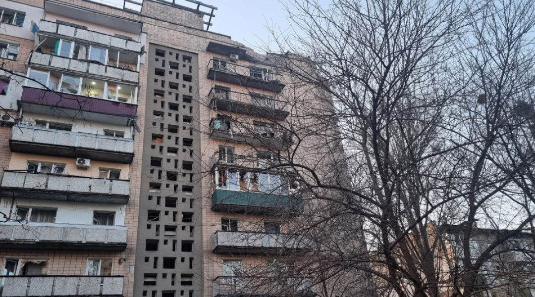Наслідки атаки дронів у Черкасах, зруйновані багатоповерхівки