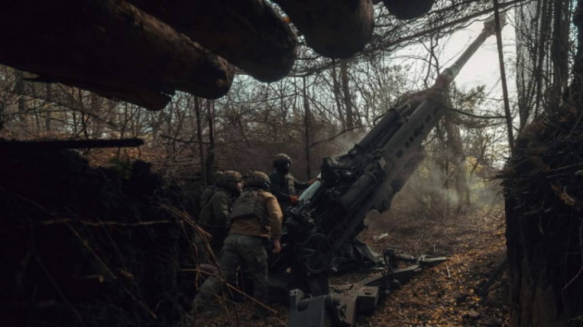 Орієнтовні втрати ворога на 17 квітня: 1 316 070 (+1000) осіб, 4549 (+12) крилатих ракет, 40160 (+114) артсистем