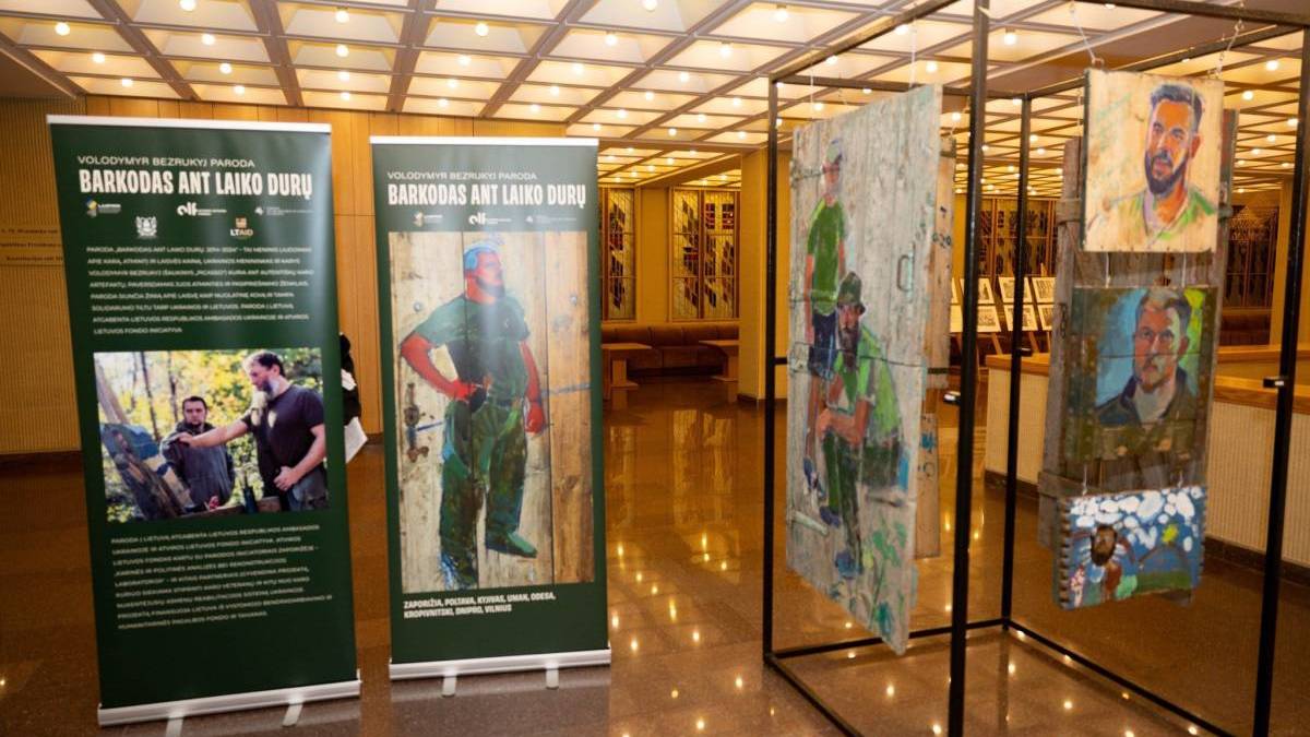 Виставка «Штрих-код на дверях часу» подолала тисячі кілометрів від Запоріжжя до Вільнюса