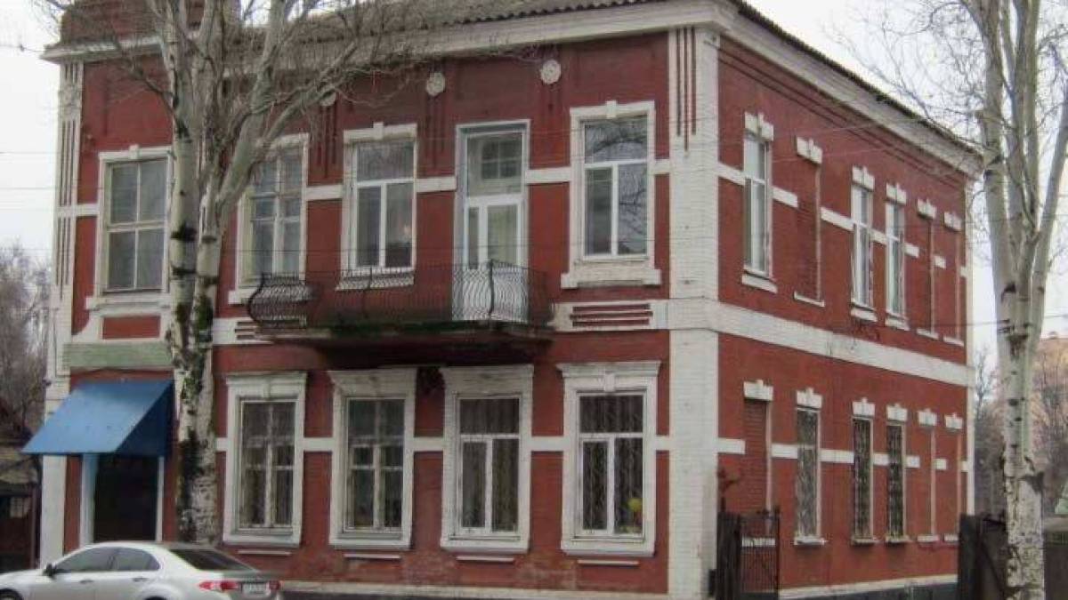 Поки будівлі вносять до списку пам’яток, вони гинуть під обстрілами