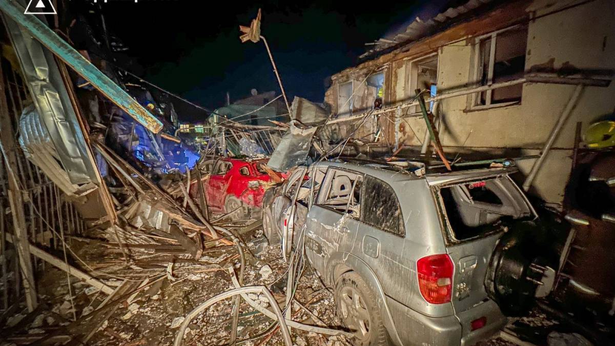 Нічна атака на Одесу: двоє загиблих, 15 постраждалих — ДСНС