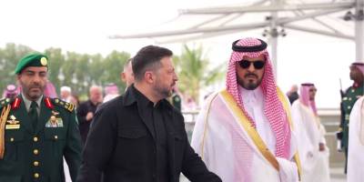 Зеленський прибув до Саудівської Аравії