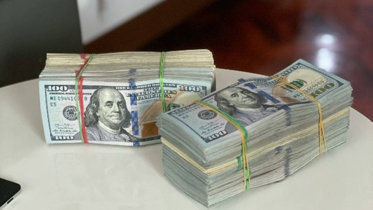 У Києві шахрай під виглядом СБУ ошукав народну артистку на сотні тисяч