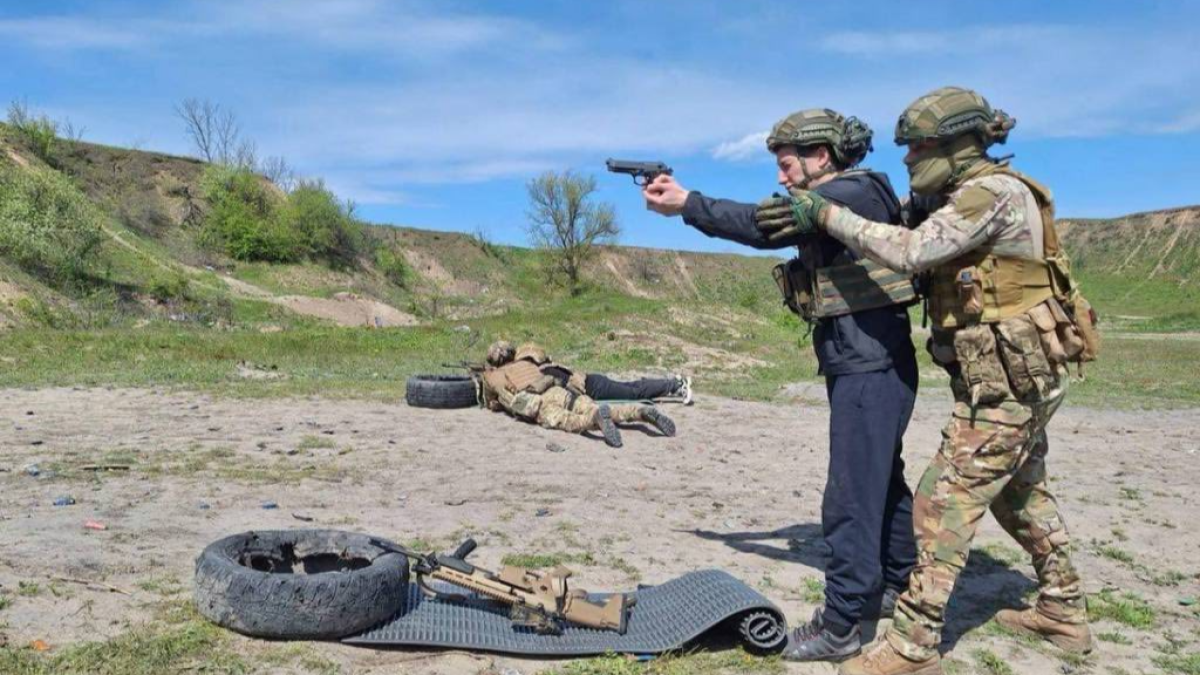 Учасники вишколу «Воїн-Вовкулака» у Запоріжжі під патронатом Руху опору Сил спеціальних операцій ЗСУ