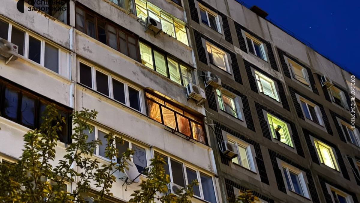 Наслідки удару російського дрона по Запоріжжю 4 травня 2026 року — пошкоджений будинок