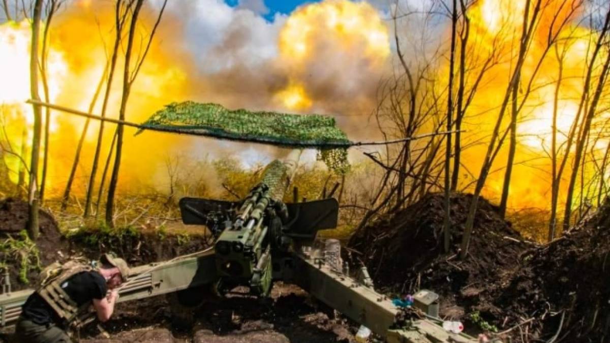 Орієнтовні втрати ворога на 6 травня: 1 337 170 (+1050) осіб, 41478 (+92) артсистем, 1775 (+5) РСЗВ, 1332 (+12) НРК