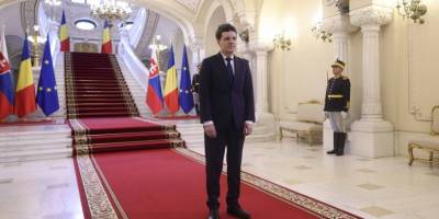 ЗМІ: президент Румунії починає консультації з партіями після відставки уряду