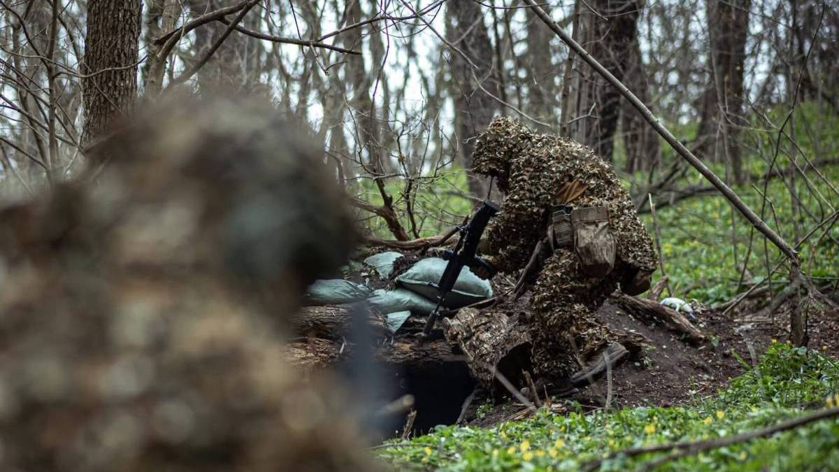Орієнтовні втрати ворога на 9 травня: 1 340 270 (+1080) осіб, 41712 (+82) артсистем, 1351 (+7) НРК