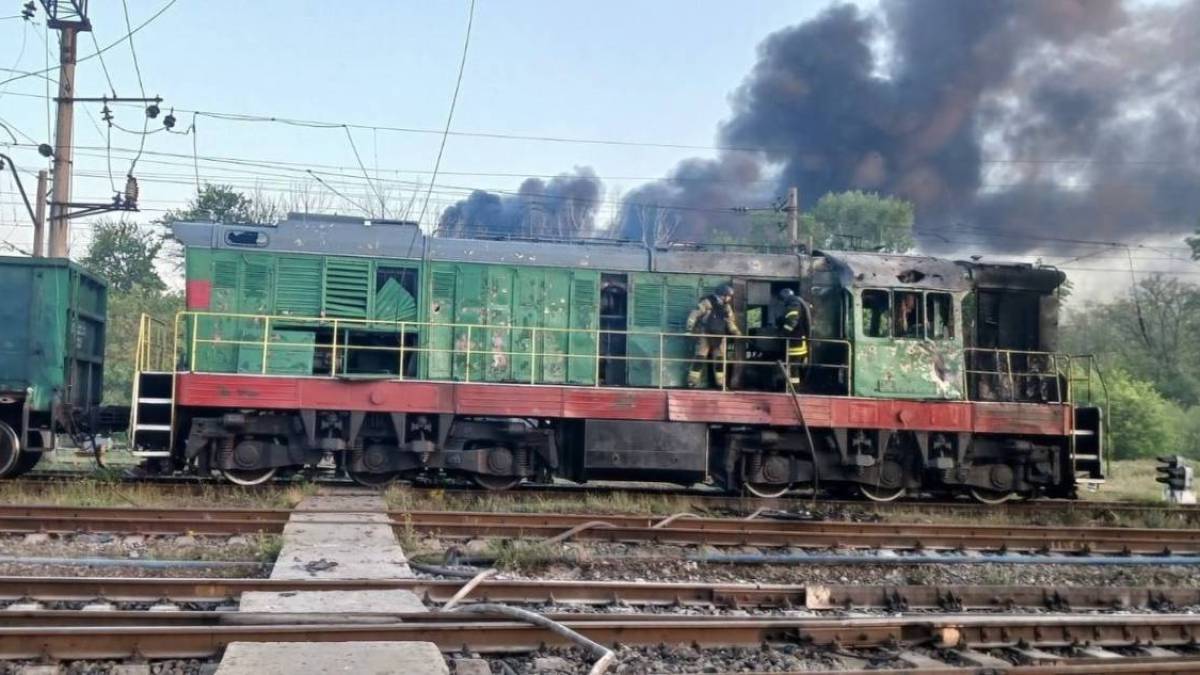 Вранці росія атакувала об’єкти залізничної інфраструктури на Дніпровщині. Поранено машиніста.
