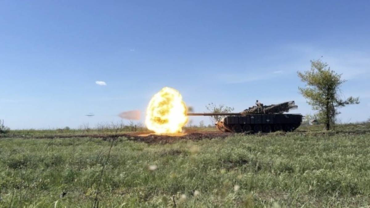 Орієнтовні втрати ворога на 18 травня: 1 350 010 (+1220) осіб, 353 (+1) гелікоптери, 1415 (+5) НРК