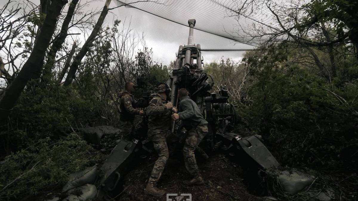 Орієнтовні втрати ворога на 20 травня: 1 352 070 (+920) осіб, 1795 (+3) РСЗВ, 1388 (+2) засобів ППО, 1432 (+6) НРК