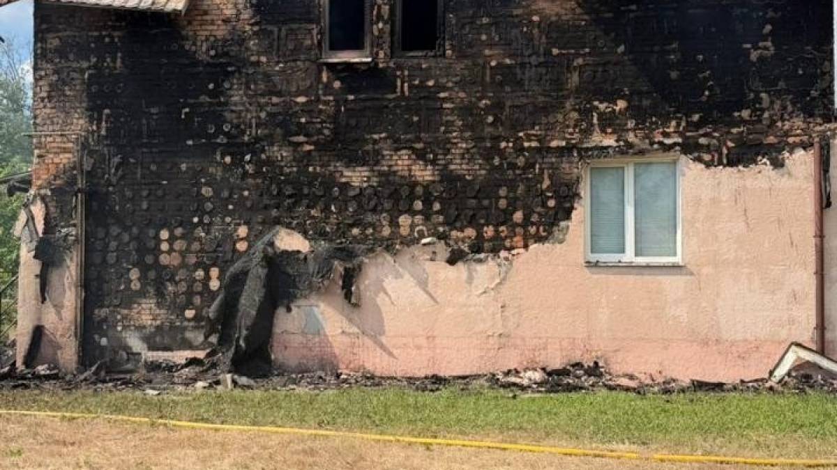 Наслідки ворожого обстрілу у Запорізькій області — пошкоджене приватне домоволодіння