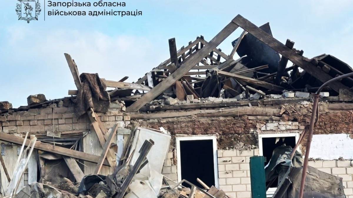 Наслідки обстрілу у Запорізькій області, пошкоджені будівлі / Фото: ЗОВА