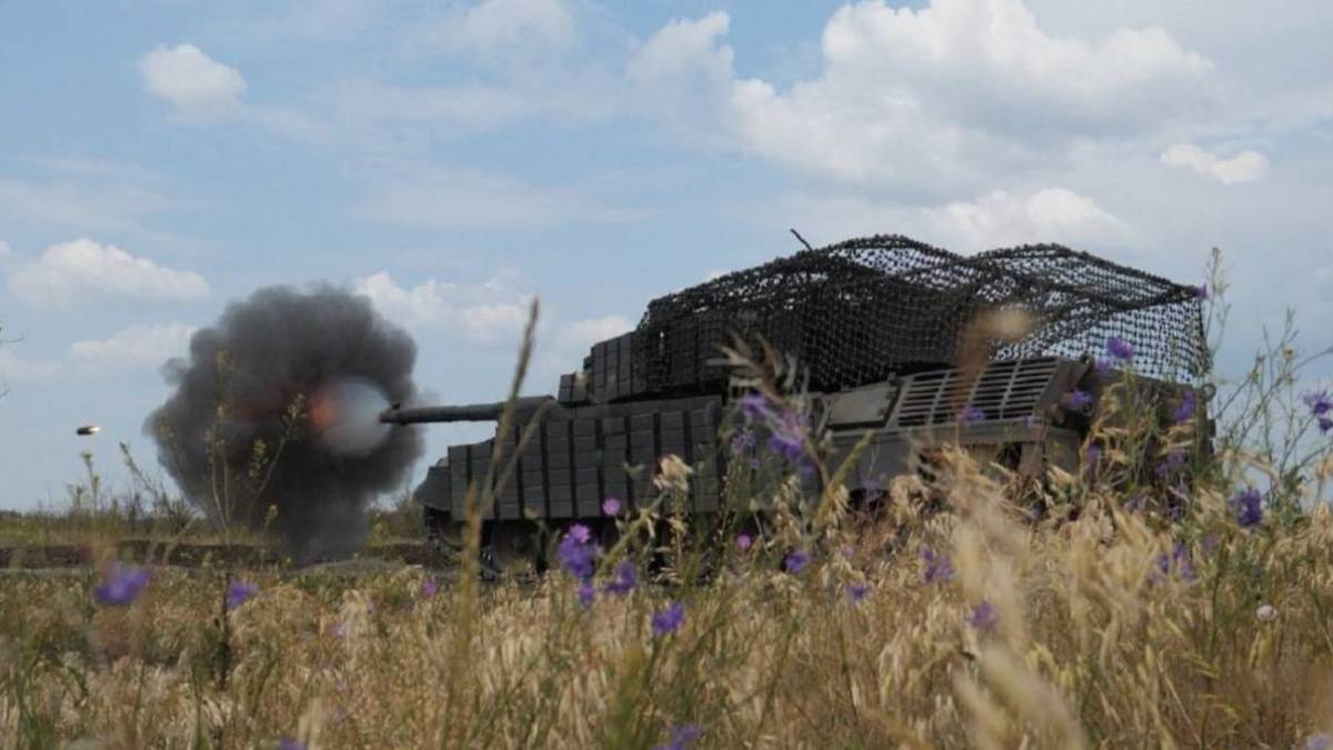Орієнтовні втрати ворога на 28 травня: близько 1 360 110 (+1160) осіб, 42832 (+42) артсистеми, 1492 (+7) НРК