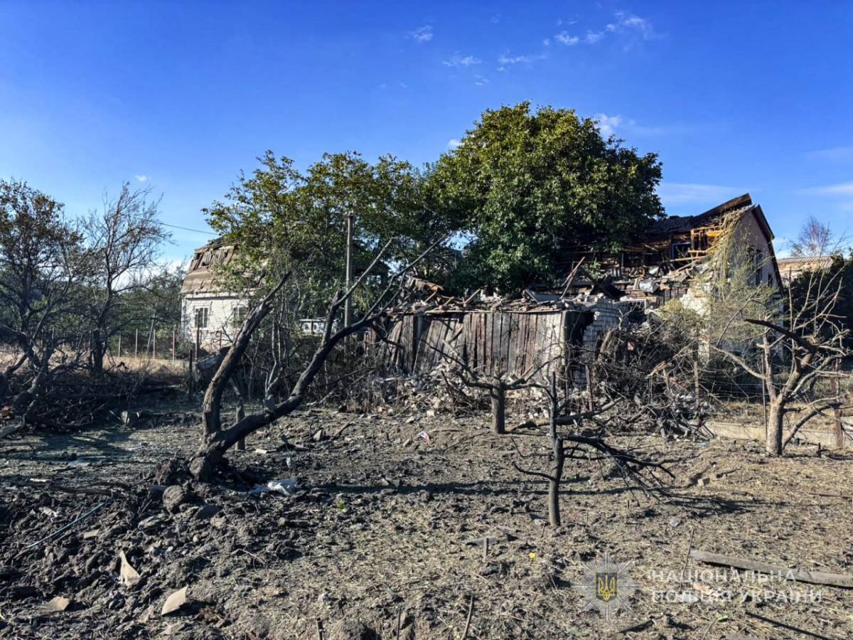 Поліцейські документують наслідки ворожих обстрілів у Запорізькій області — фото Національної поліції